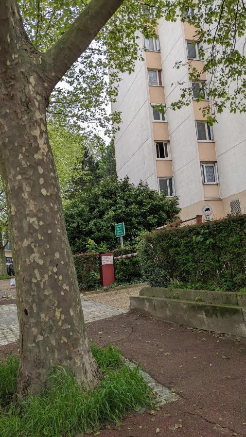 Appartement 3 Pieces Avec Parking Couvert Gratuit. Le Pre-Saint-Gervais Luaran gambar